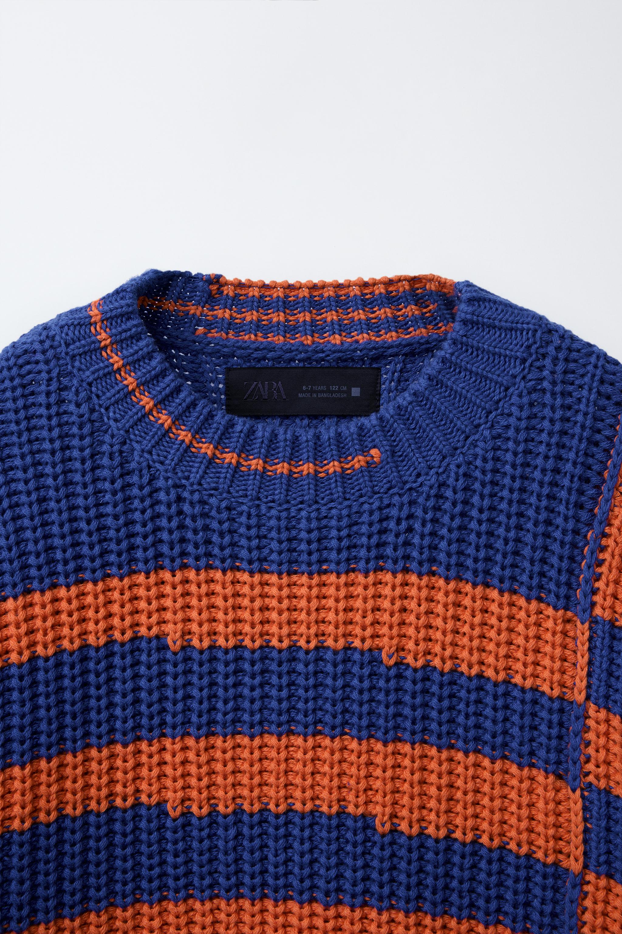 PULL EN GROSSE MAILLE À RAYURES