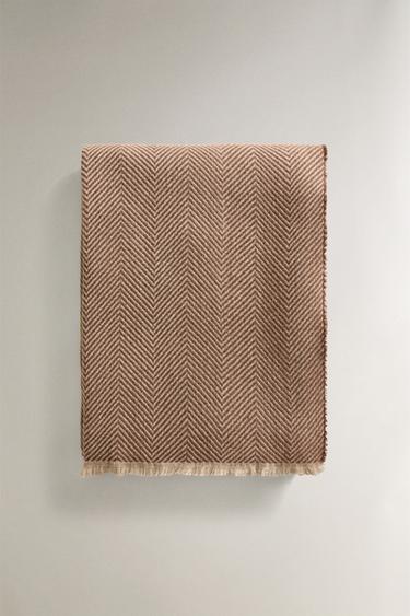 HERRINGBONE THROW - Brown by Zara