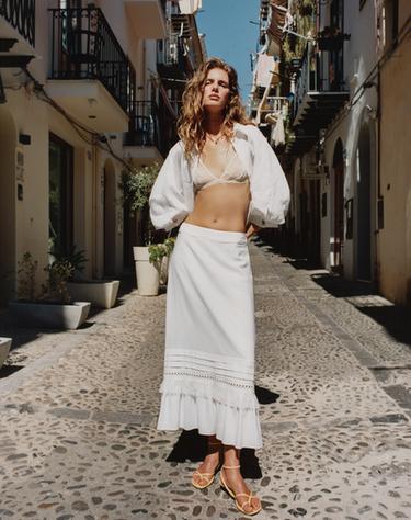 FALDA MIDI FLECOS CON LINO - Blanco de Zara