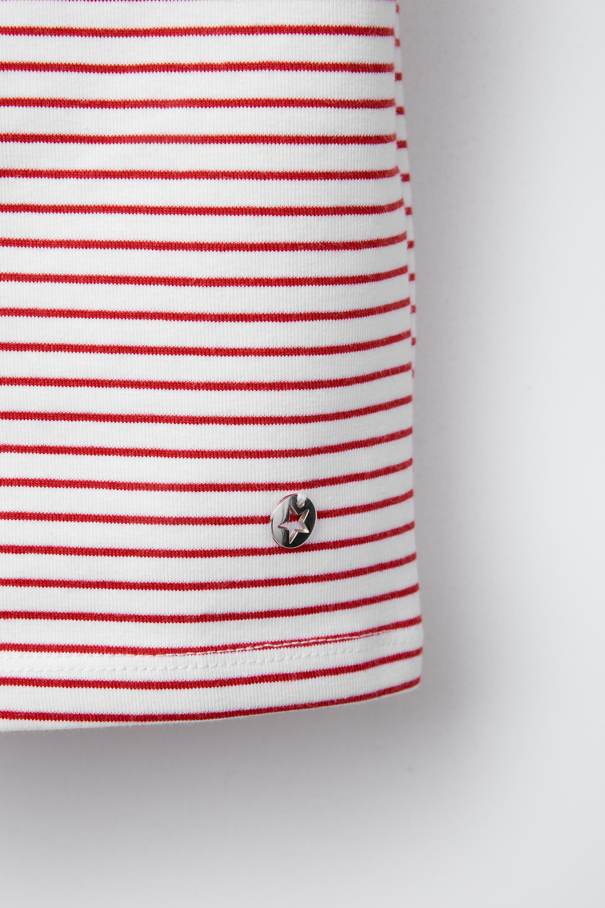 STRIPED OFF SHOULDER T-SHIRT