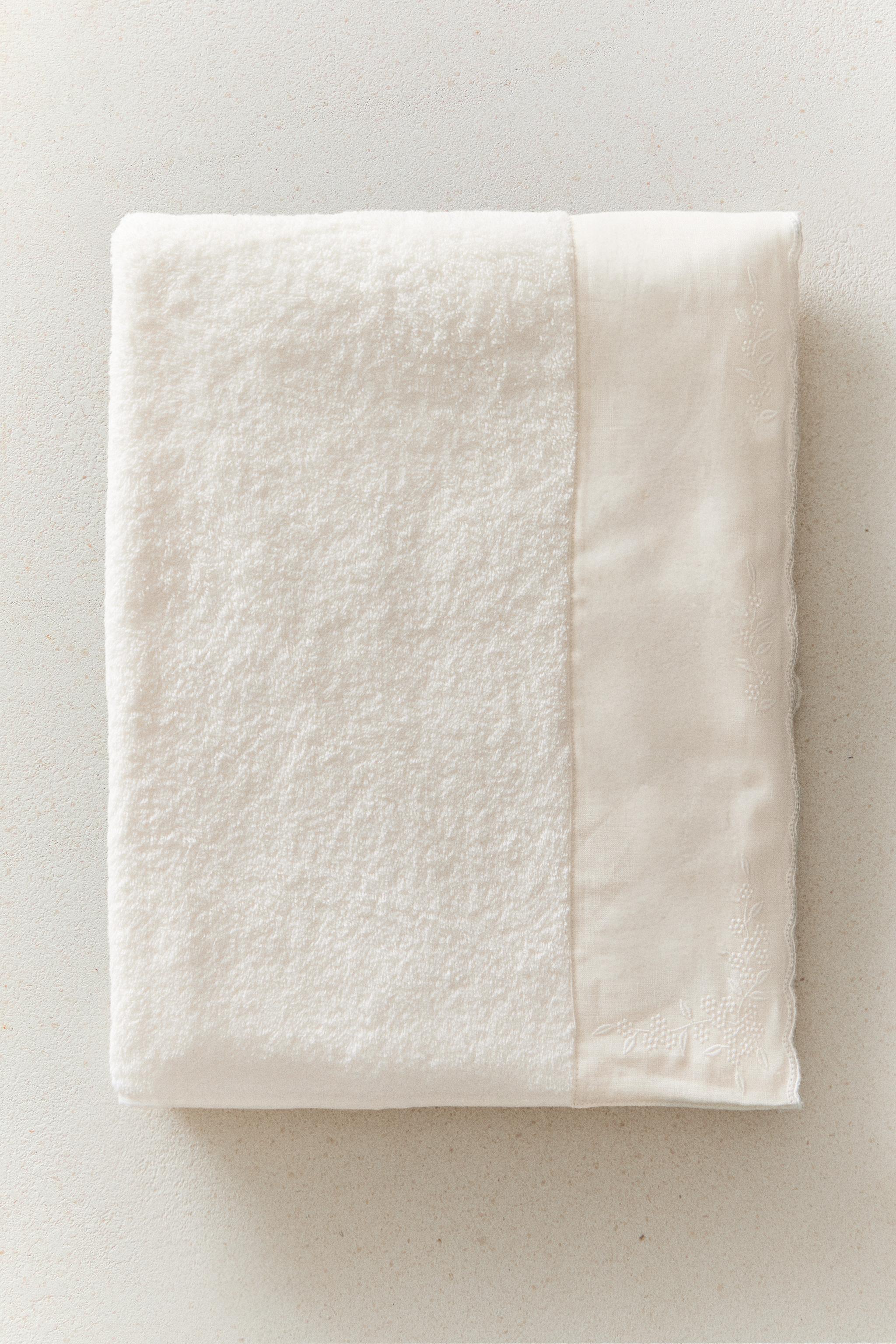 BATH TOWEL WITH LINEN BORDER — Ivory