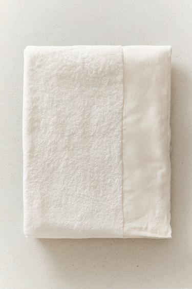 BATH TOWEL WITH LINEN BORDER — Ivory 1