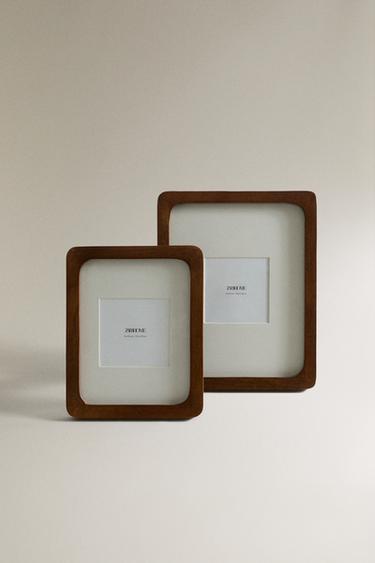 ΞΥΛΙΝΗ ΚΟΡΝΙΖΑ ΓΙΑ ΦΩΤΟΓΡΑΦΙΕΣ - Καφέ του Zara - Εικόνα 0