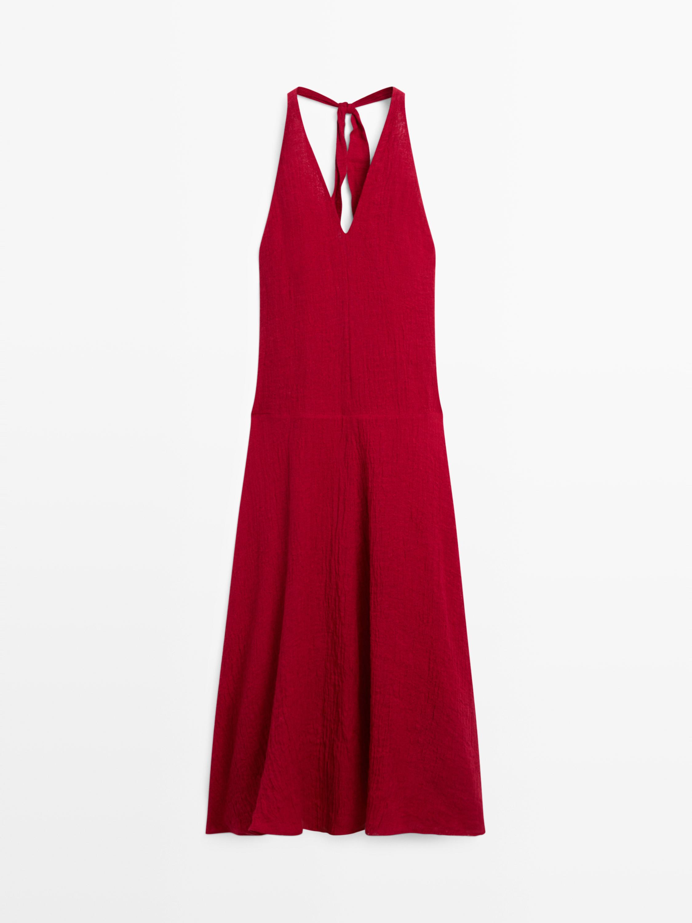 Long 100% linen dress with neckline detail