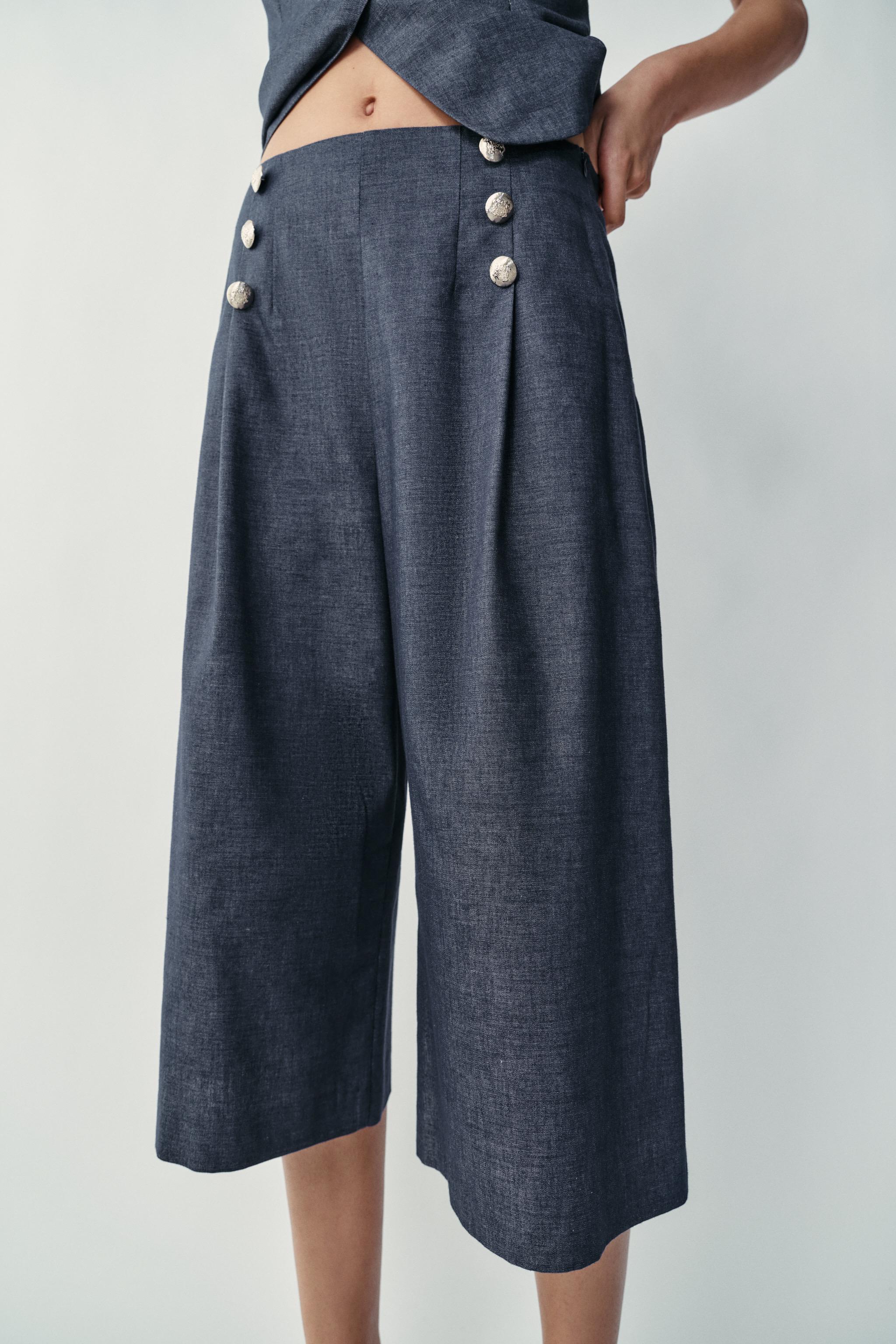 LONG BUTTONED LINEN SHORTS