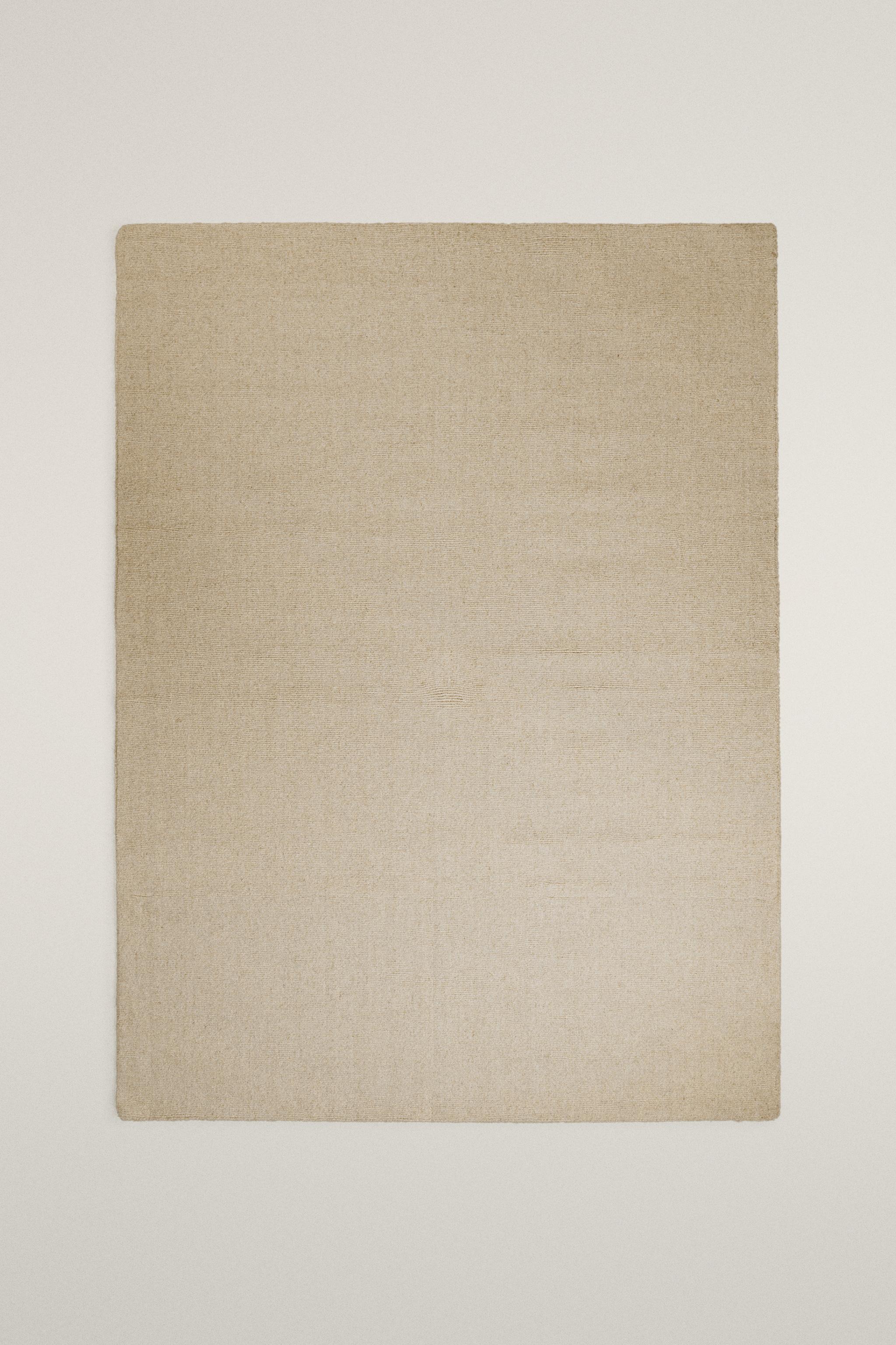 WOOL AREA RUG