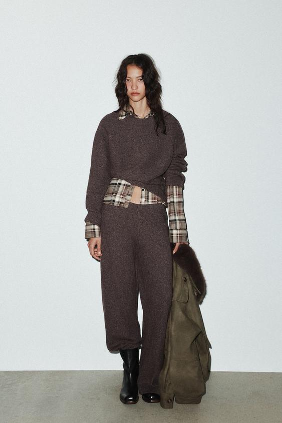 SOFT LONG SLEEVE SWEATSHIRT