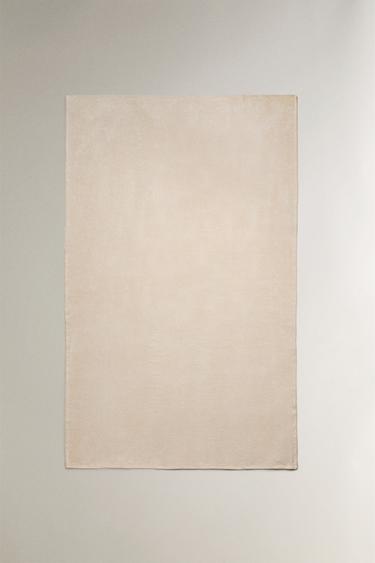 MANTA CHENILLA JACQUARD - Crudo de Zara - Imagen 0