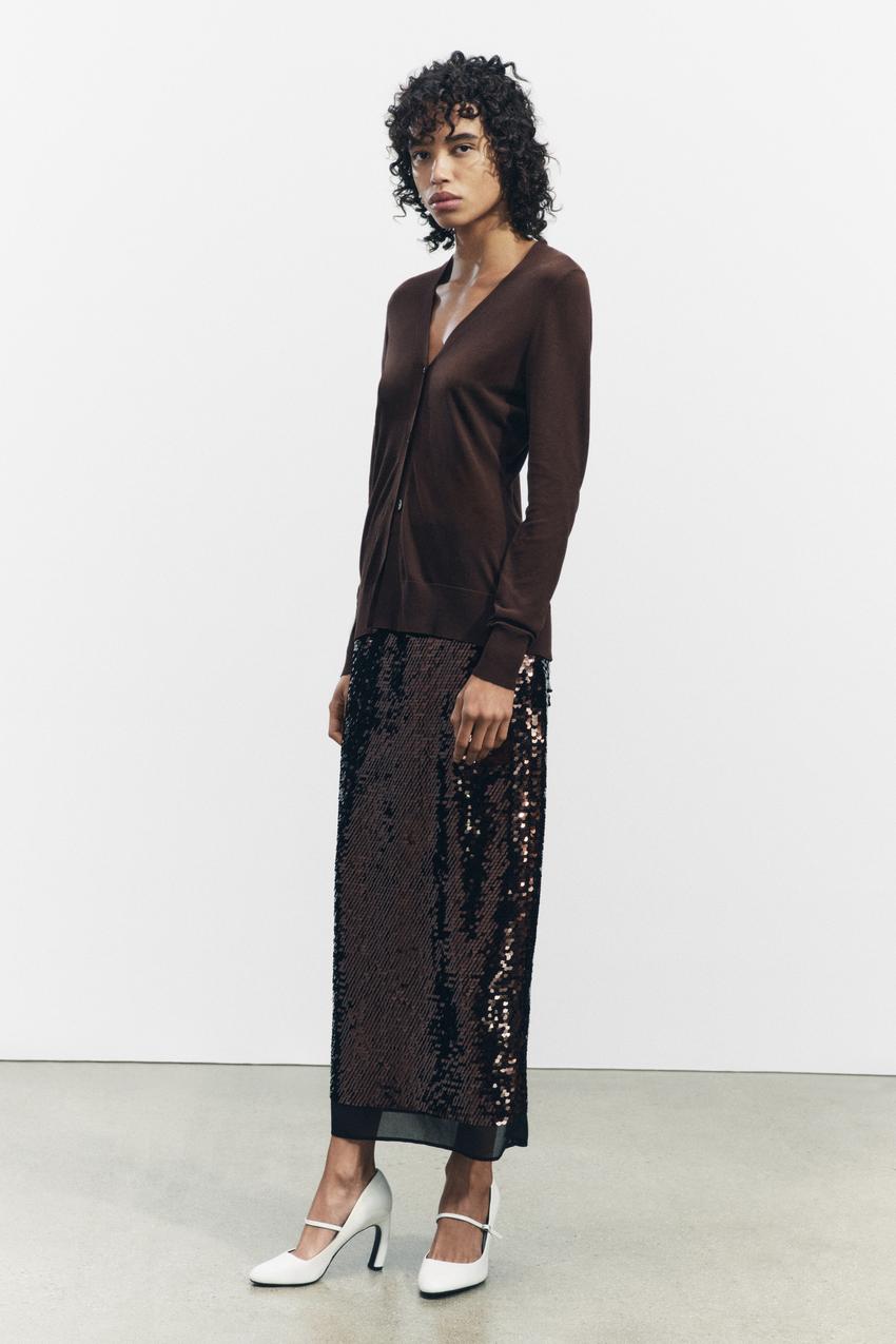 Bottoni Dorati Cardigan In Maglia Con Bottoni Gioiello Zara