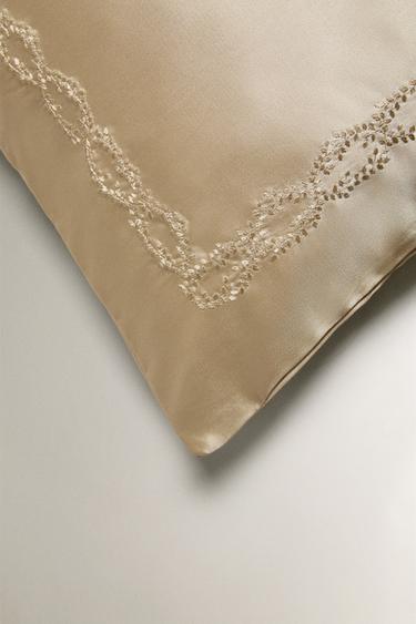 HOUSSE DE COUSSIN FEUILLES - Cave de Zara - Image 1