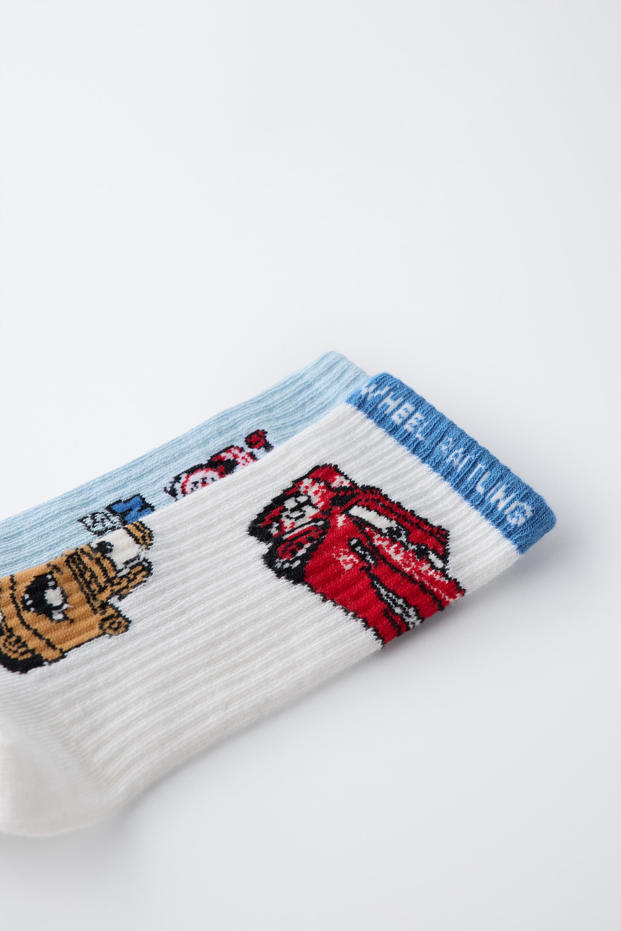 TWO-PACK OF CARS © DISNEY SOCKS