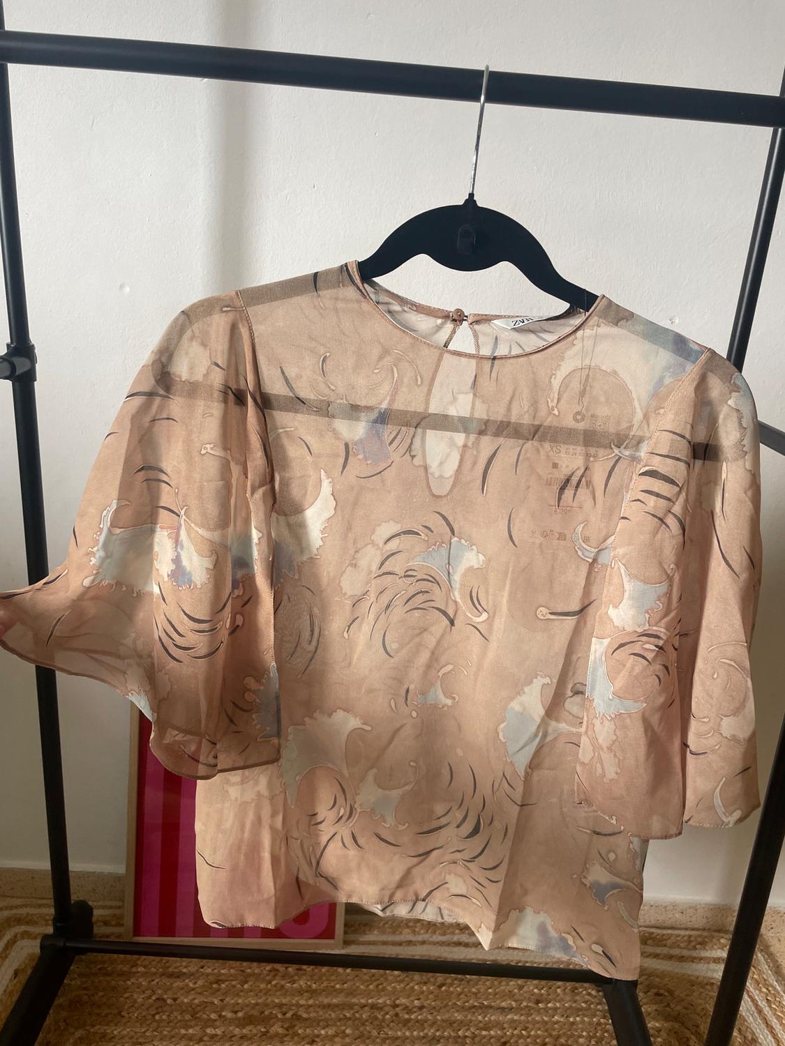ZW COLLECTION FLOWING CAPE BLOUSE - Image 2