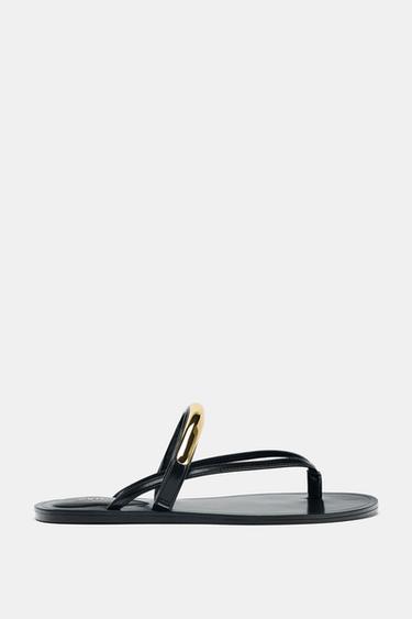 SANDALS WITH METAL APPLIQUÉ - Black by Zara
