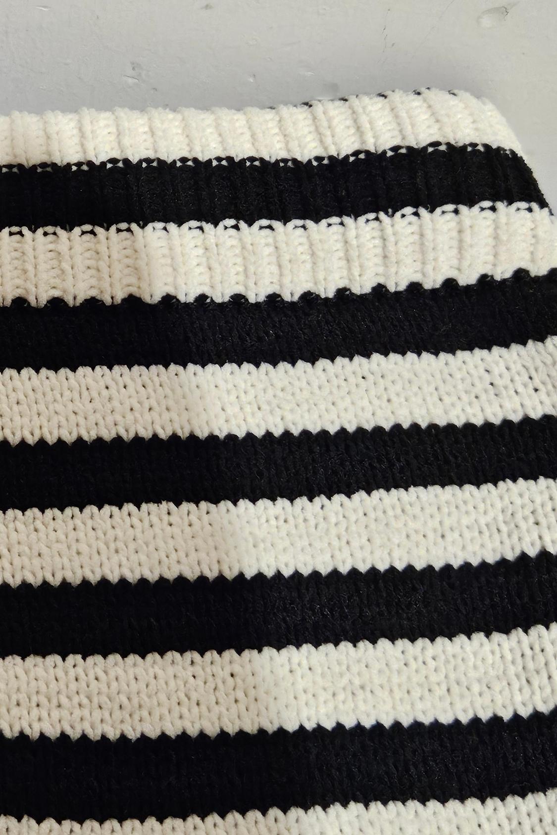 CHENILLE SKIRT - Image 3