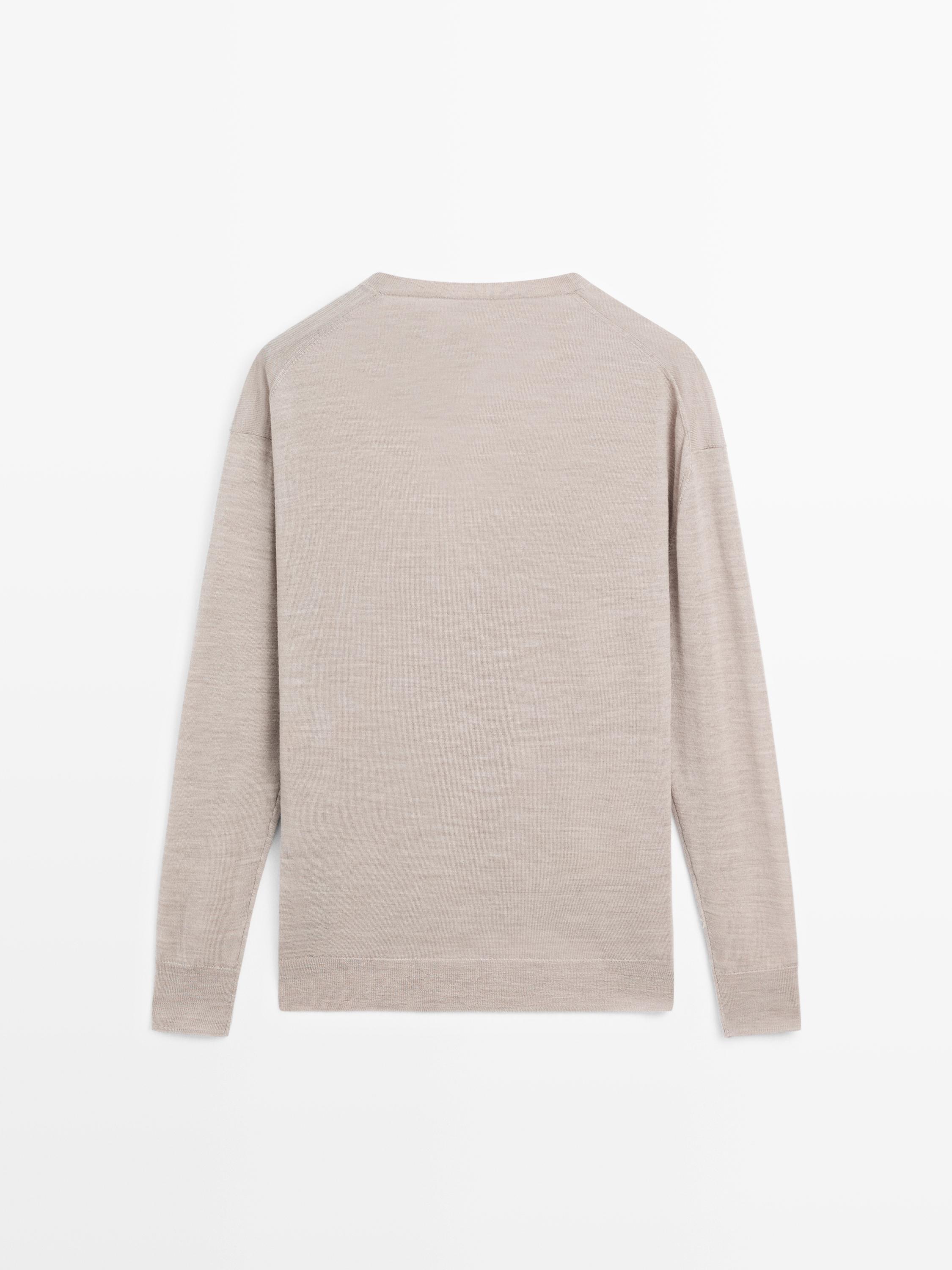 100% wool oversize knit sweater
