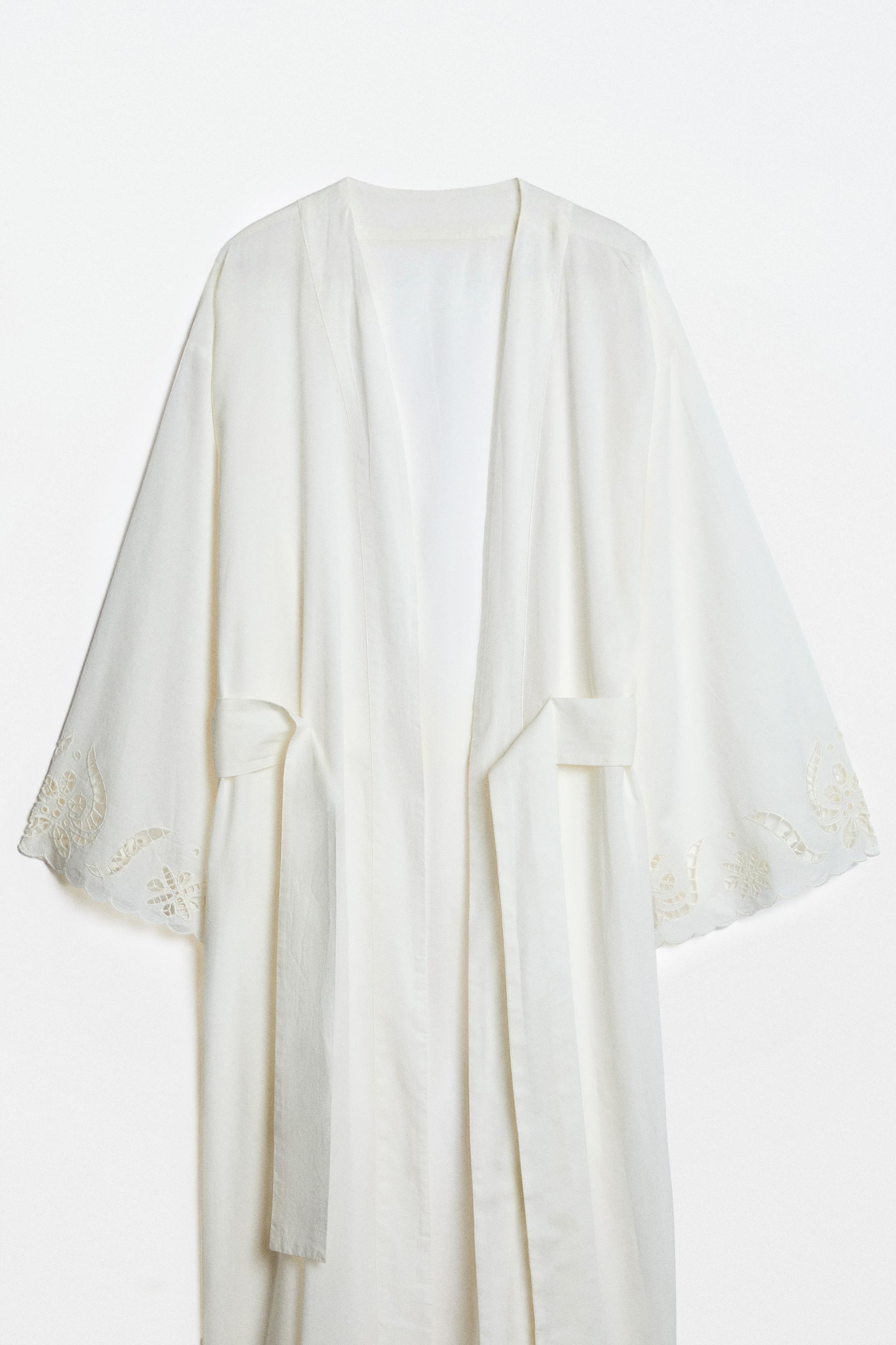 EMBROIDERED COTTON ROBE