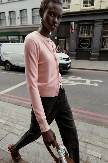 GILET EN MAILLE À BOUTONS FLEUR - Rose moyen de Zara - Image 2