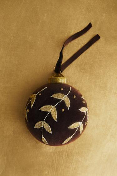 VELVET BAUBLE CHRISTMAS TREE DECORATION WITH LEAVES - Brown by Zara - Image 4