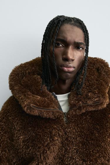 ג'קט קפוצ'ון דמוי פרווה - חום של Zara