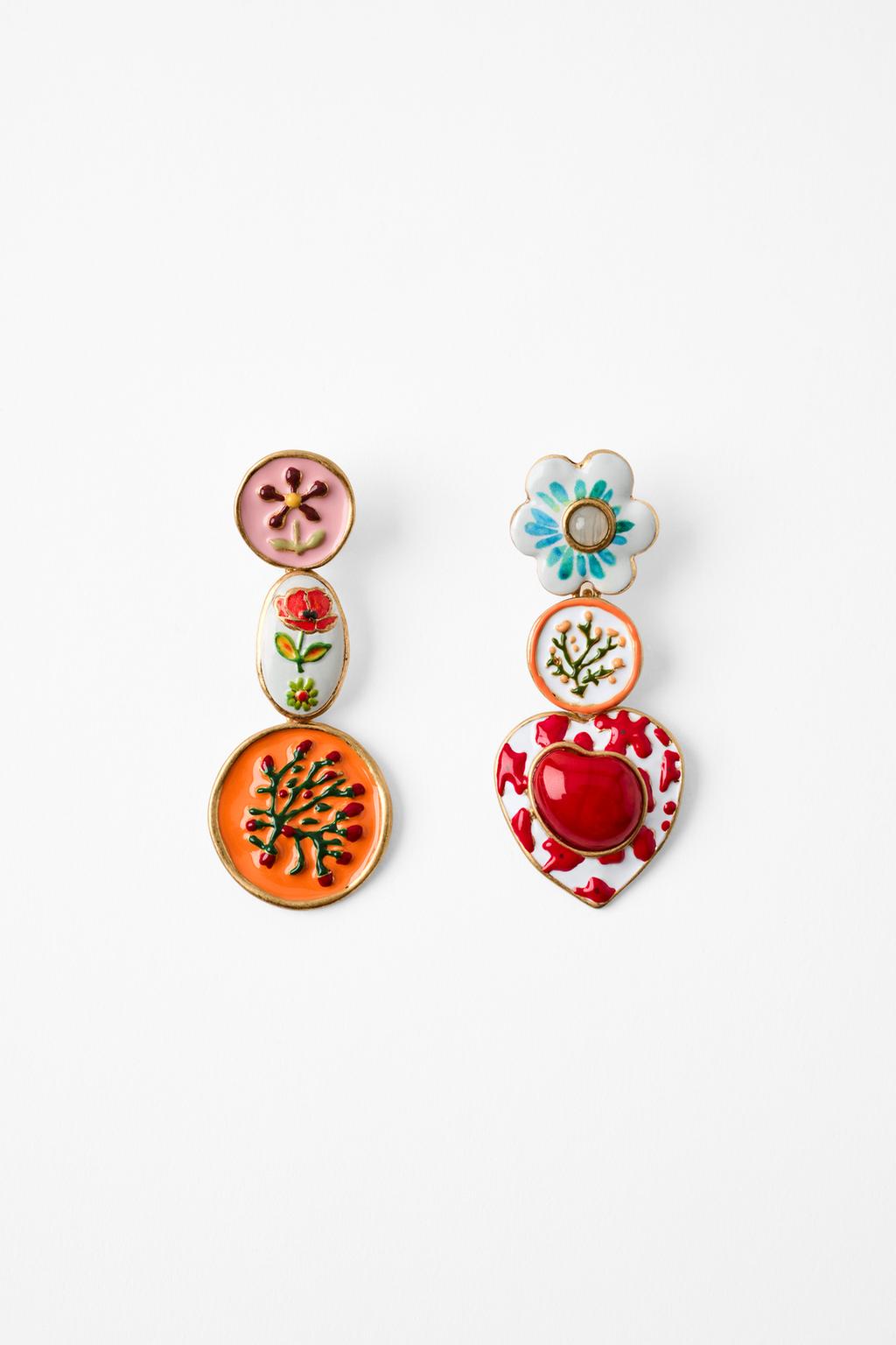 RESIN CHARM EARRINGS