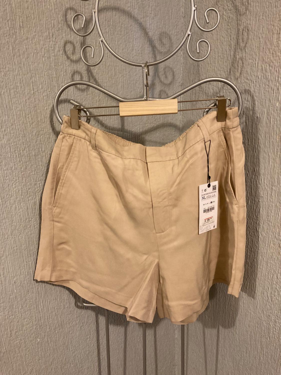 FLOWING SHORTS