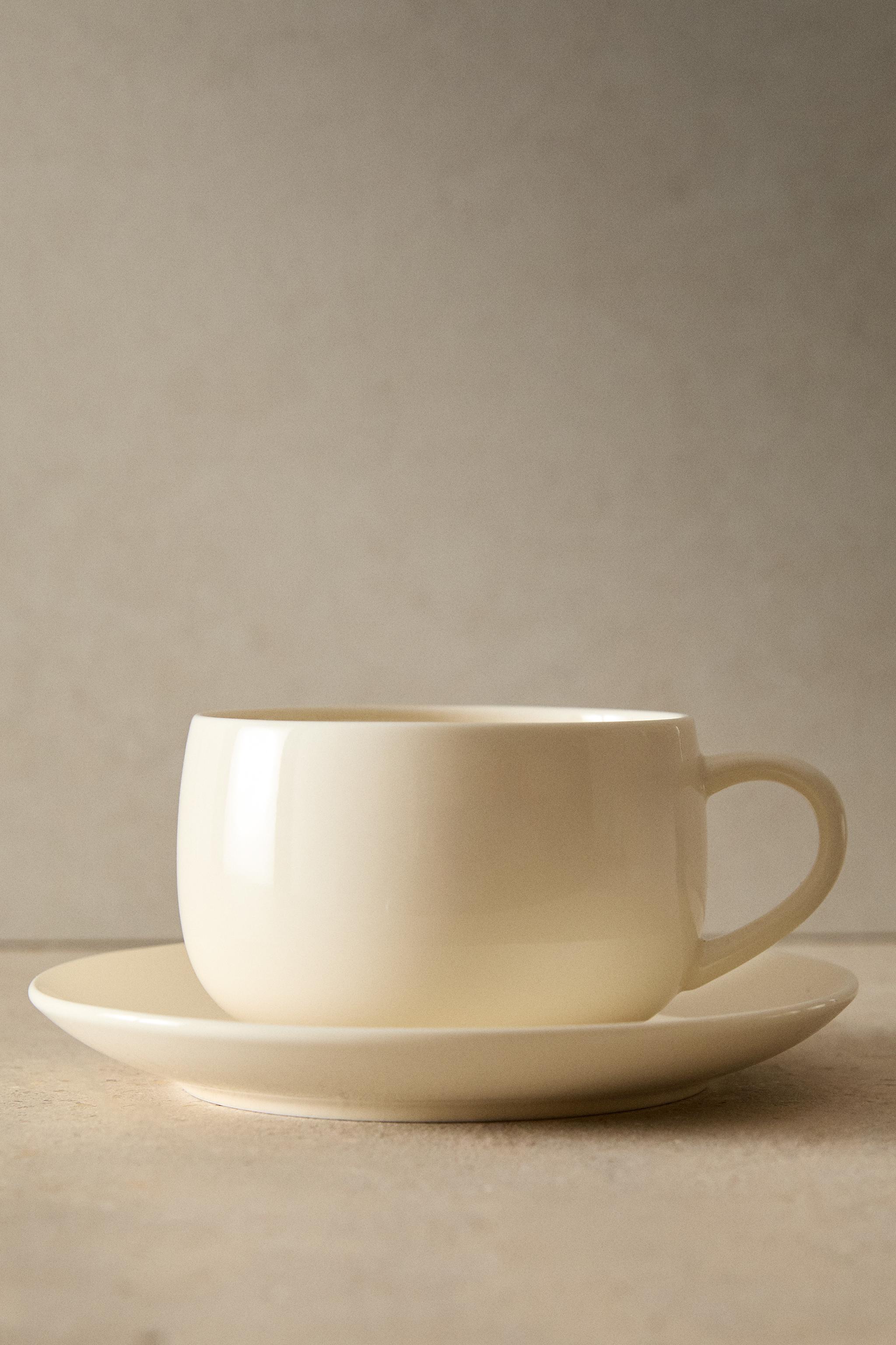 PLAIN STONEWARE TEACUP
