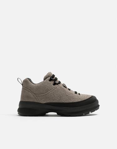 ZAPATILLA BOTÍN PIEL - Gris Topo de Zara