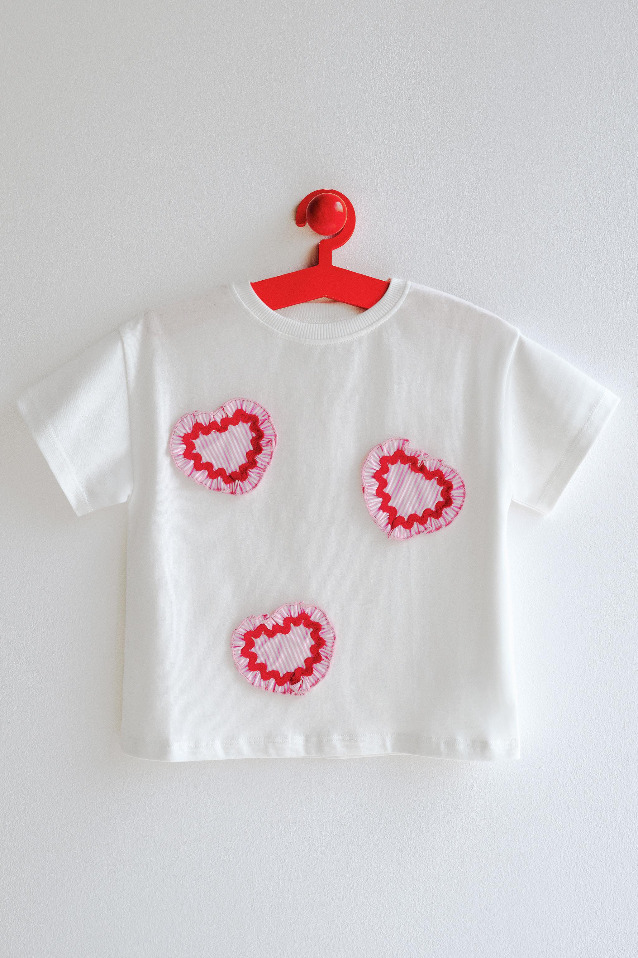 ★ドイツ発*ZARA*新作*SLOGAN プリントTシャツ/RED★ Zara – Slogan T-Shirt – Egy1Store – إيجي وان ستور