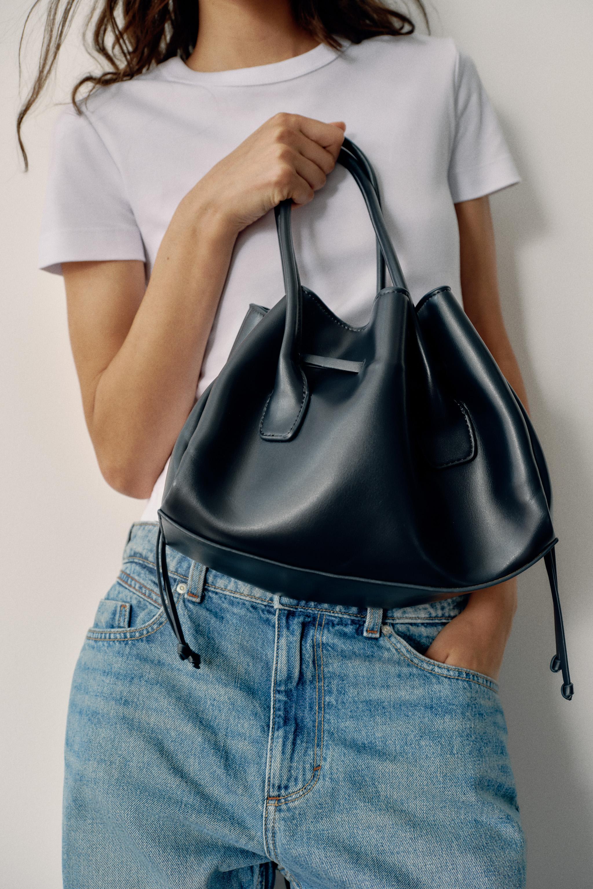 RUCHED CITY BAG — Blue