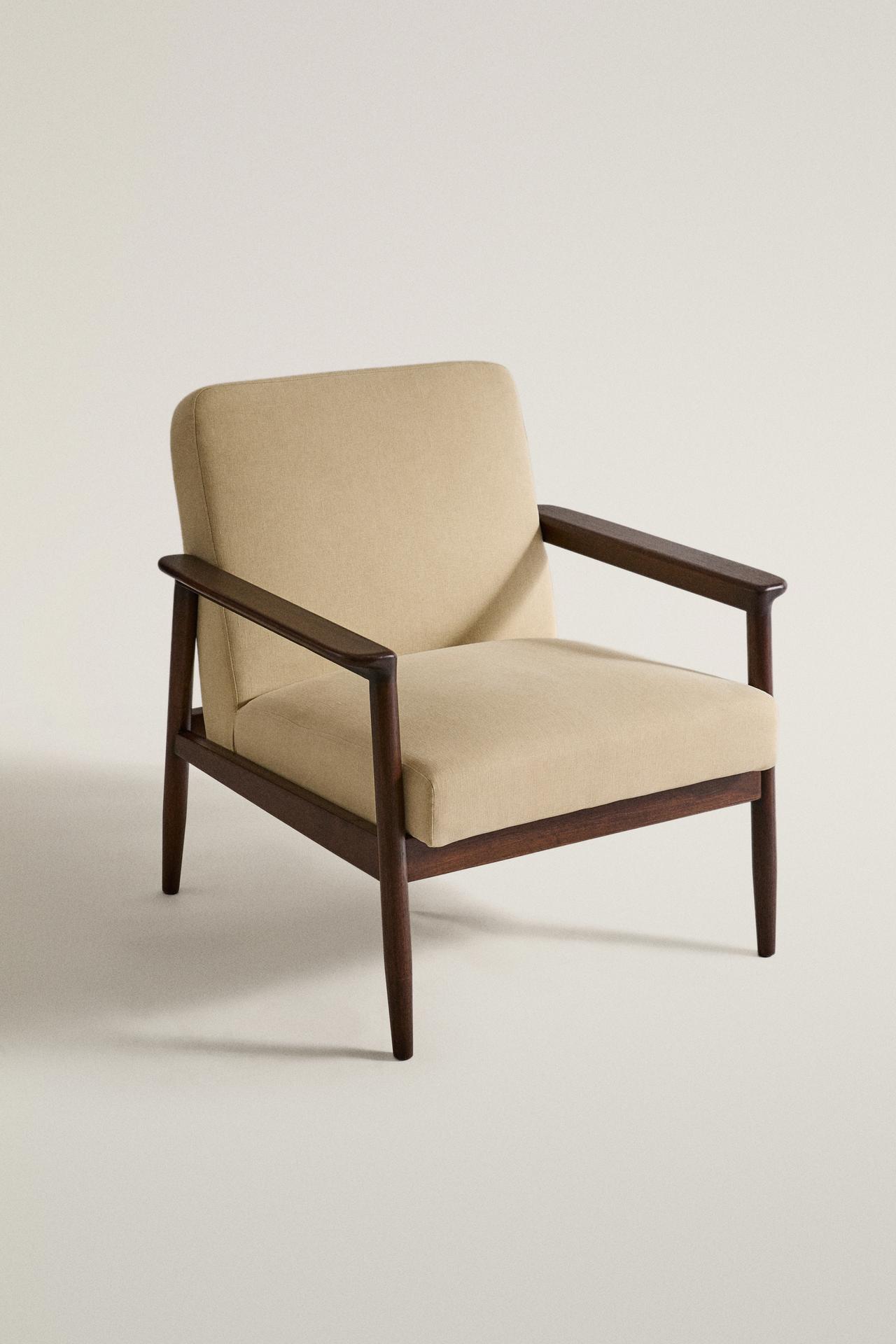 WOOD AND LINEN ACCENT CHAIR — Dark beige