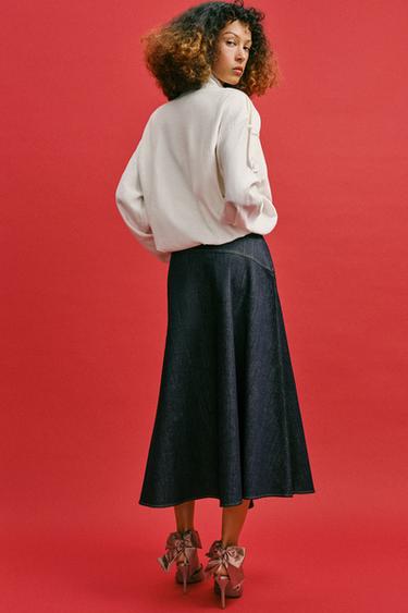 ZAPATO LAZO EFECTO SATINADO - Beige de Zara