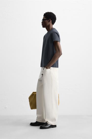 T-SHIRT BASIQUE SLIM FIT - Bleu marine de Zara - Image 3