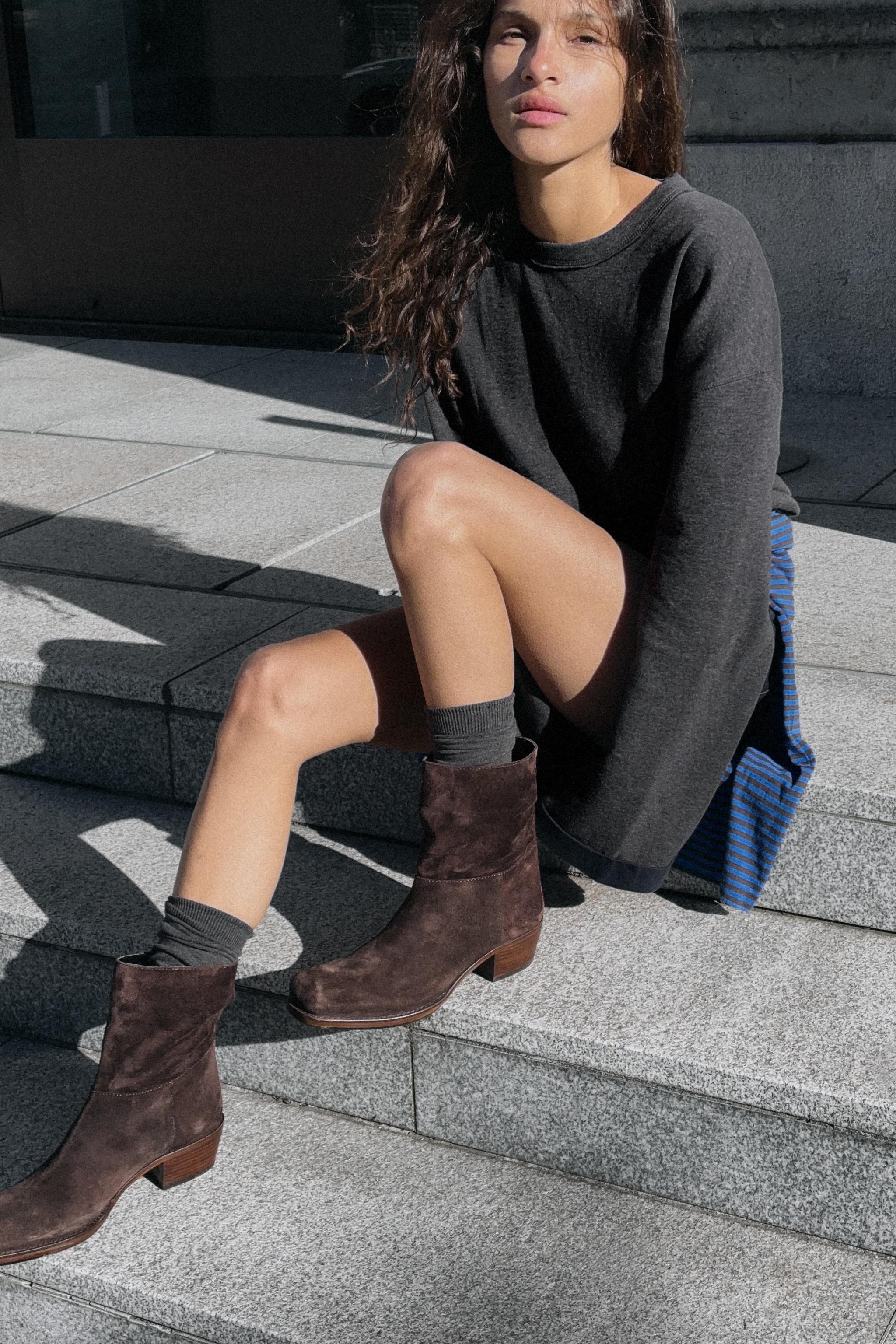 SPLIT LEATHER HEELED ANKLE BOOTS