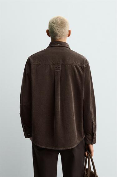 CHEMISE RELAXED FIT EN VELOURS CÔTELÉ - Marron de Zara - Image 2
