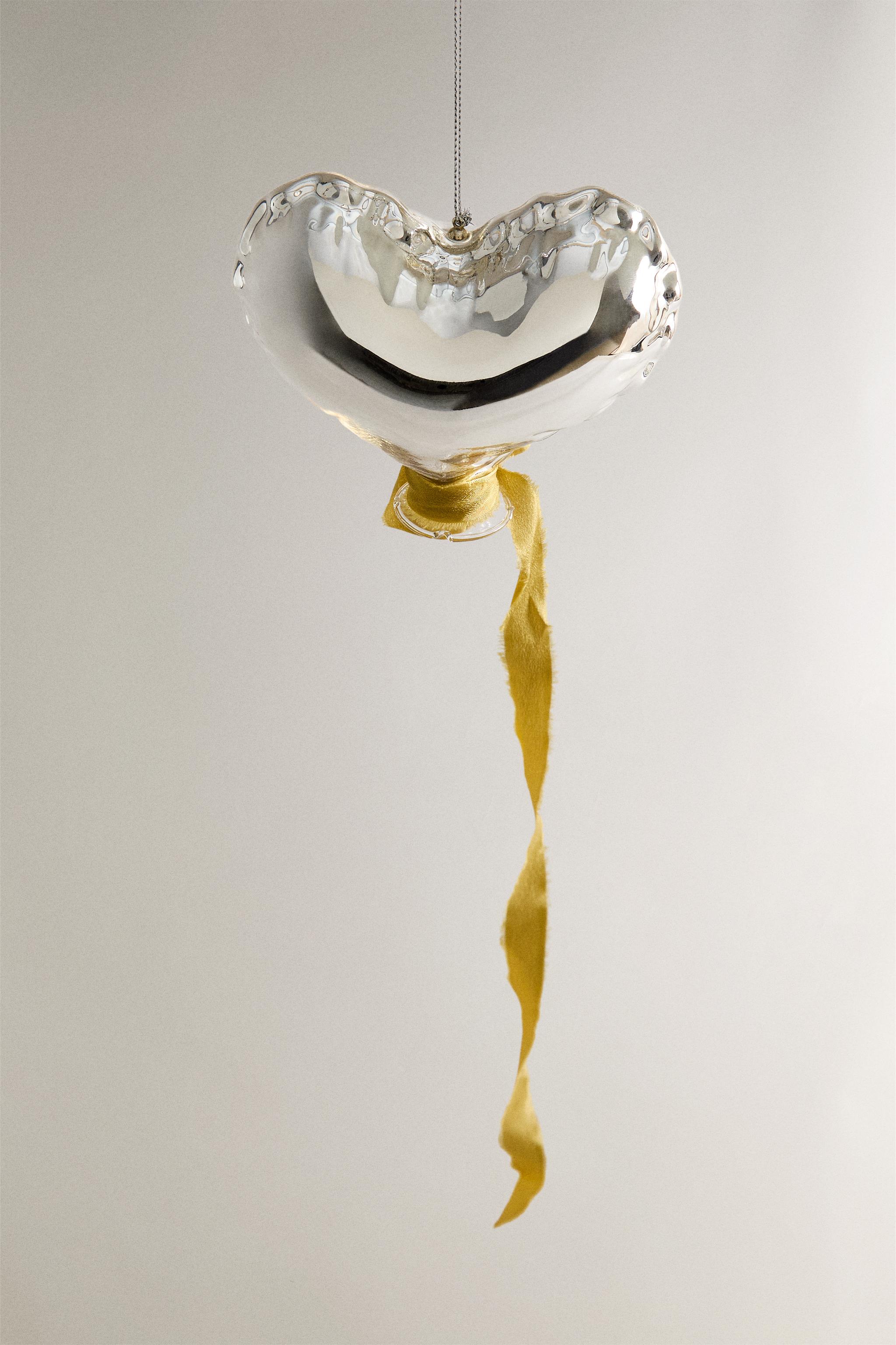 CHRISTMAS TREE BALLOON HEART ORNAMENT