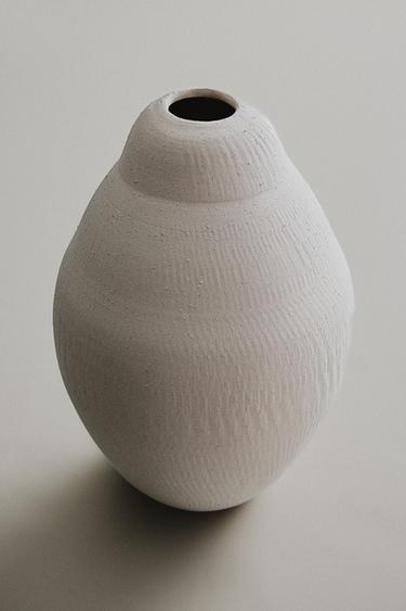 ROUGH CERAMIC VASE - Ecru by Zara