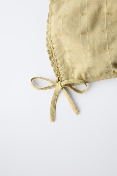 EMBROIDERED LACE BONNET - Olive green by Zara - Image 1
