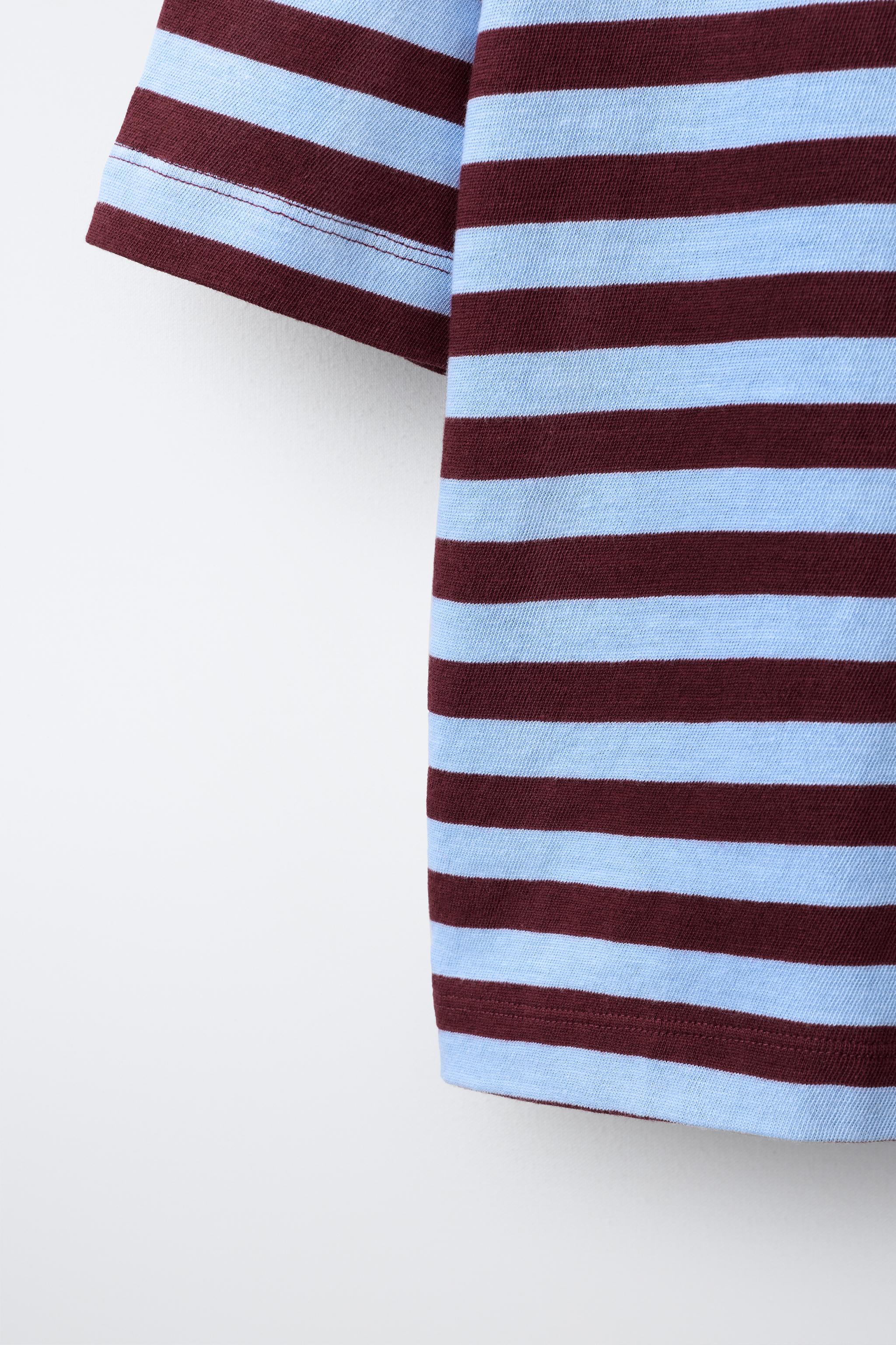 LOOSE FIT STRIPED T-SHIRT