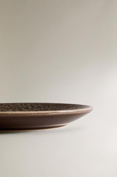 DESSERT PLATE WITH RAISED DESIGN - Grey by Zara - Image 3
