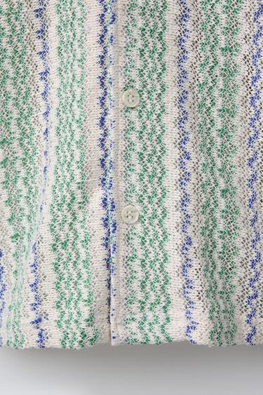 CHEMISE STRUCTURÉE À VAGUES - Vert / Écru de Zara - Image 3