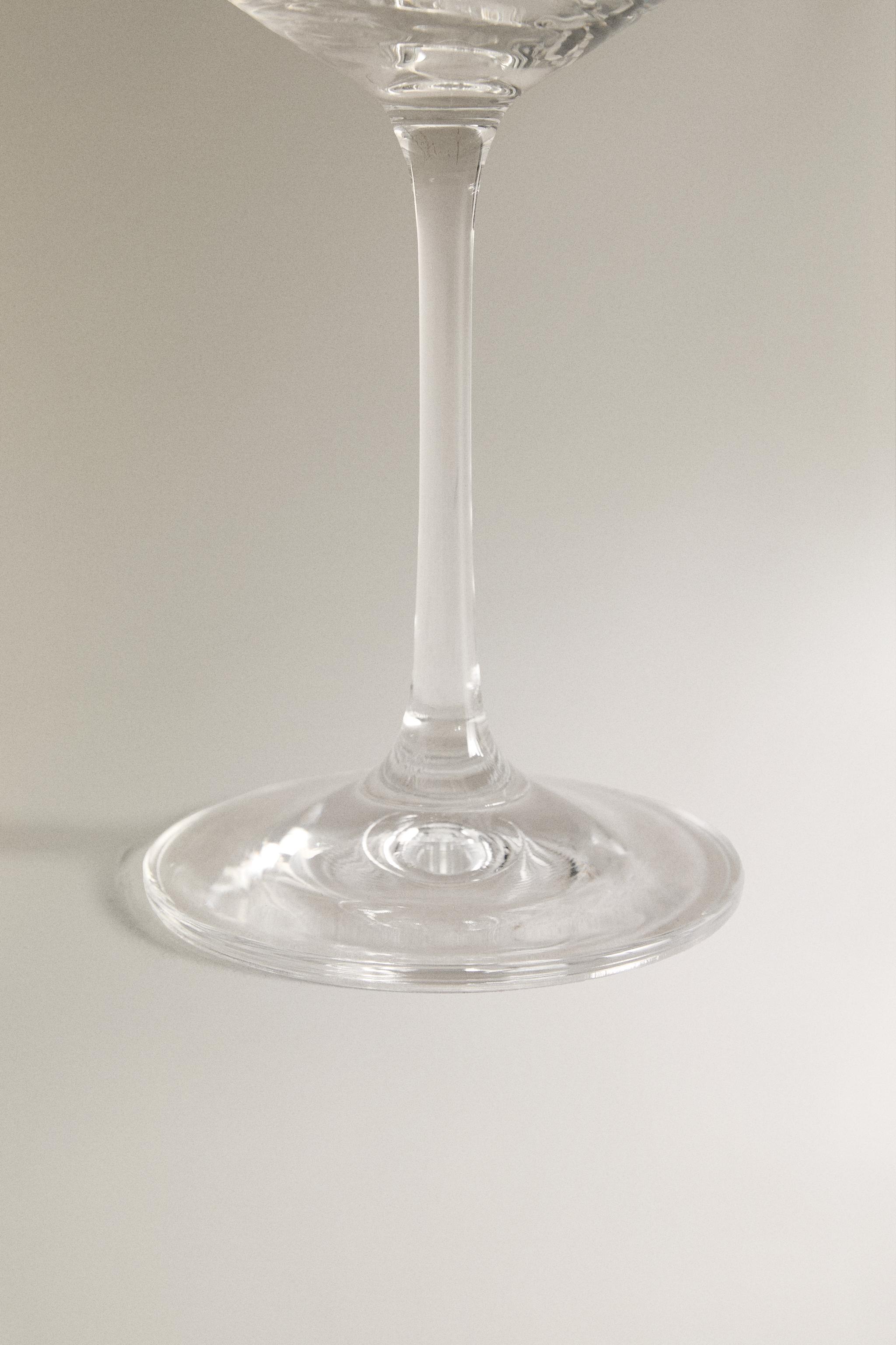 VERRE À VIN EFFET ONDULÉ BOHEMIA CRYSTAL