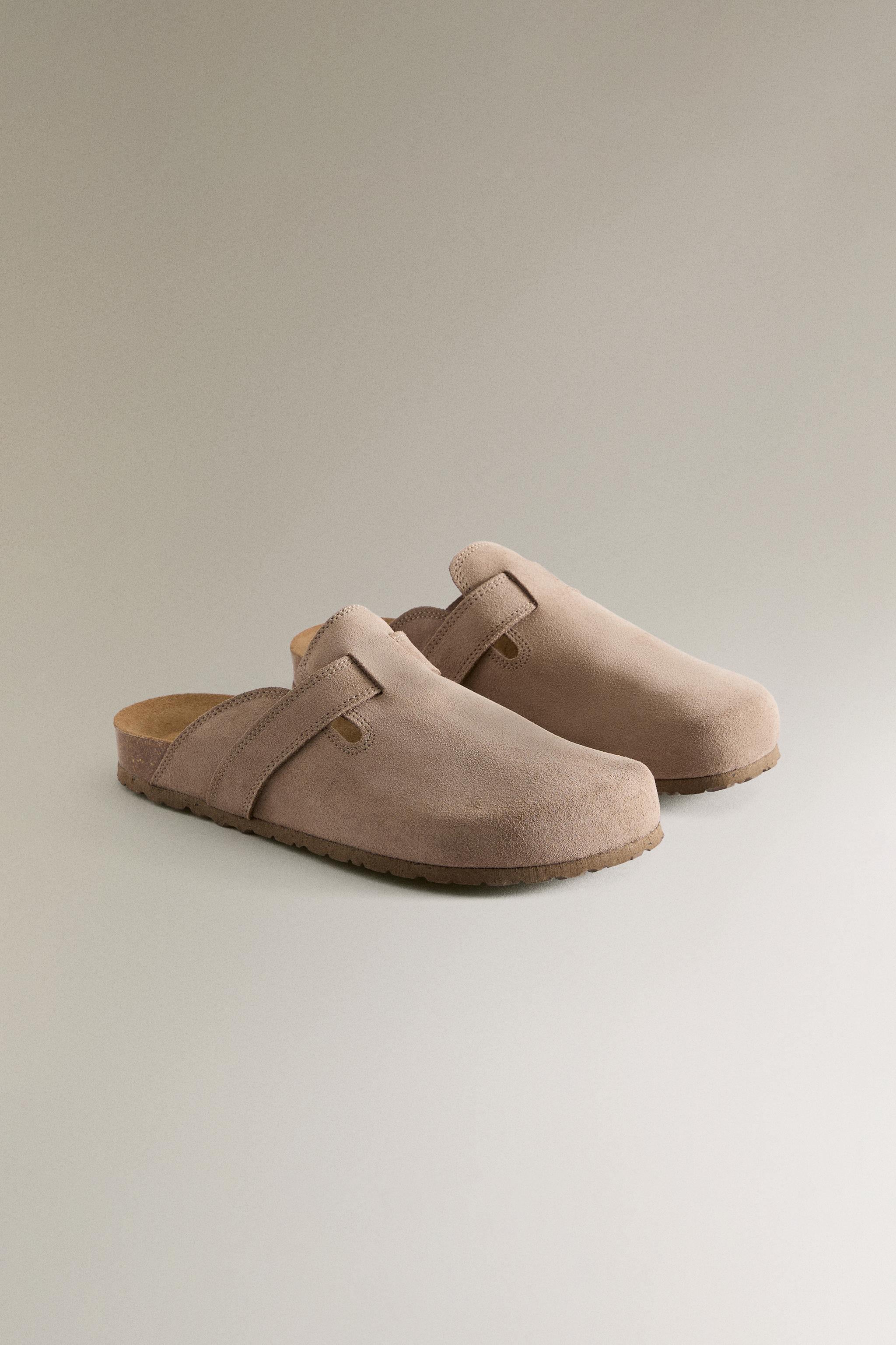 LEATHER CLOGS WITH STRAP