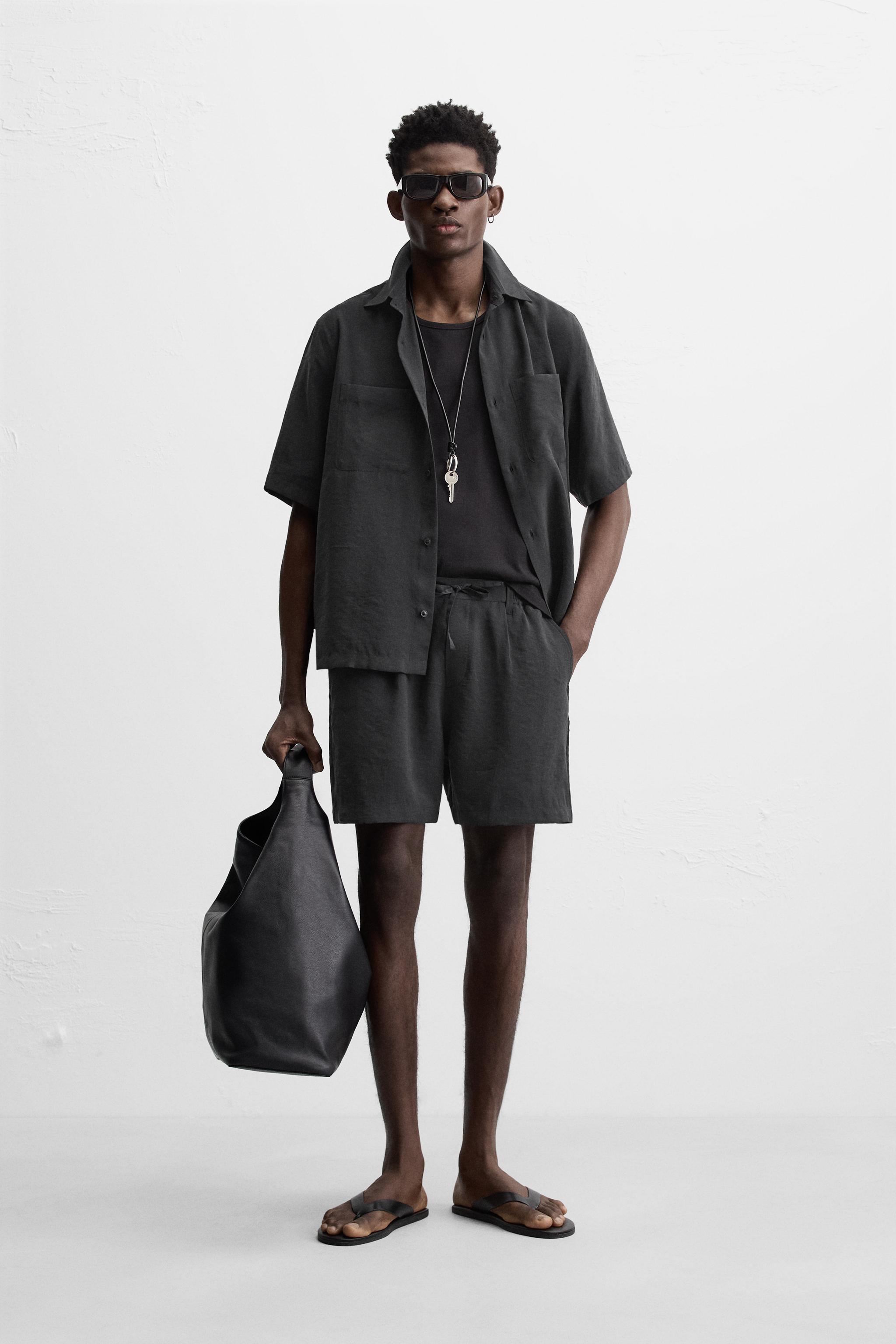 BERMUDA REGULAR FIT CORTI Nero ZARA Italia Italy