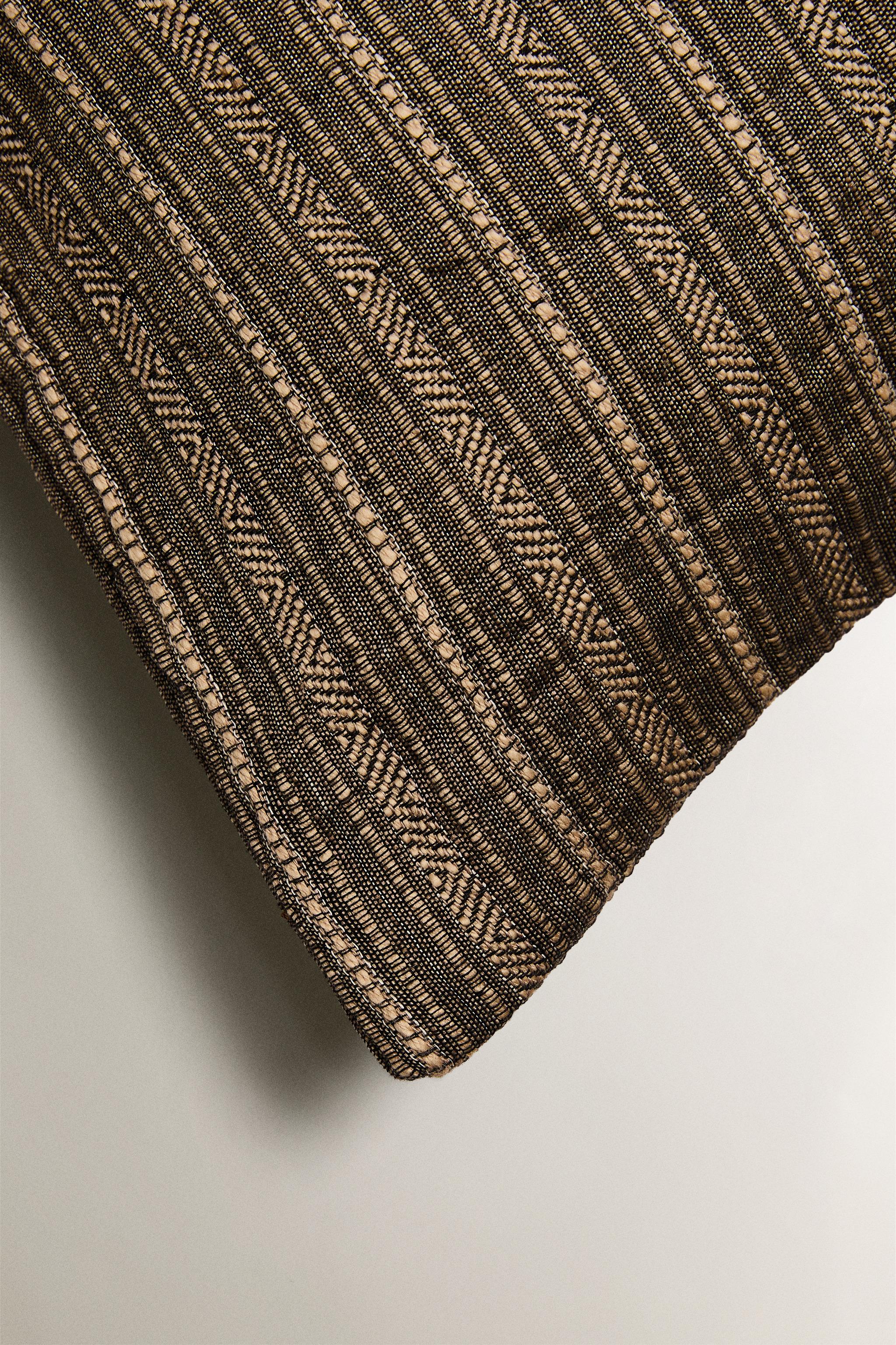 STRIPED THROW PILLOW COVER