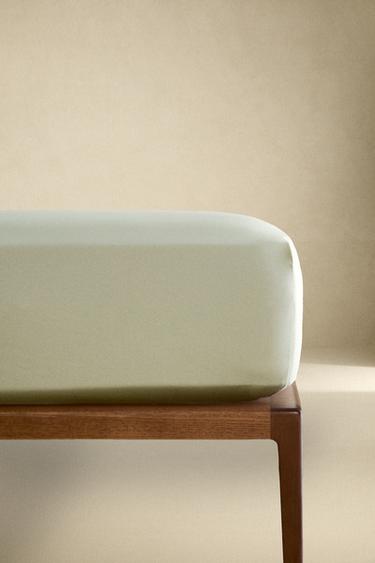 BOXLAGEN I SATIN | 30 CM HØJ (300 TRÅDE) - grøn fra Zara