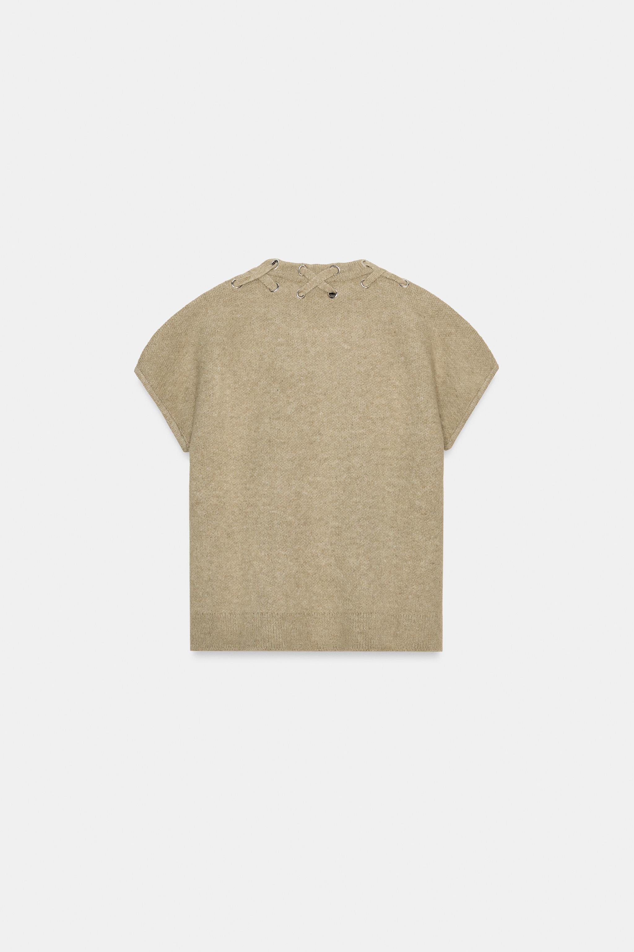 KNIT JUMPER WITH SHOULDER DETAIL