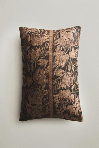 CAPA DE ALMOFADA DE LINHO COM ESTAMPA FLORAL - Rosado da Zara