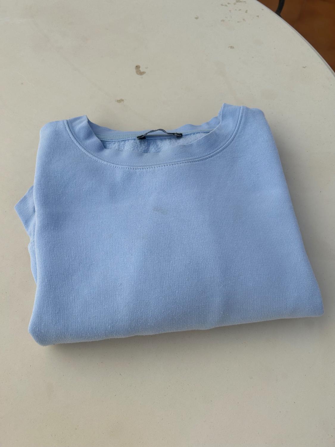 SUDADERA AZUL BÁSICA - Image 4