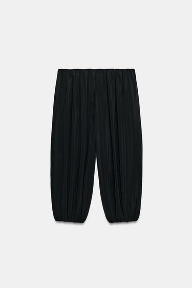 SHORT FLUIDE BAGGY BALLON - Noir de Zara - Image 4