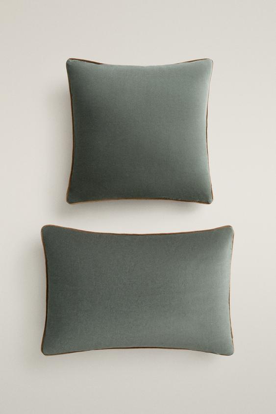 VELVET CUSHION COVER - أزرق الخاص بـ Zara - صورة 0